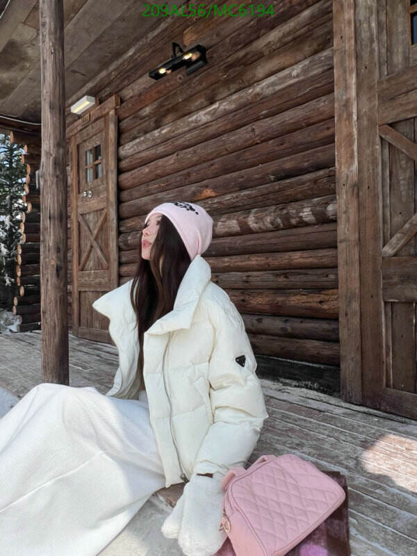 Prada-Down jacket Women Code: MC6194 $: 209USD