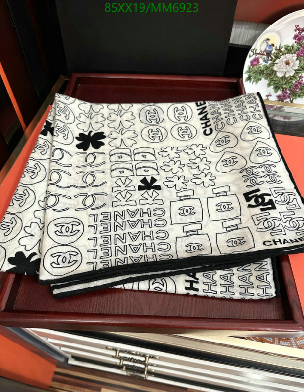 Chanel-Scarf Code: MM6923 $: 85USD
