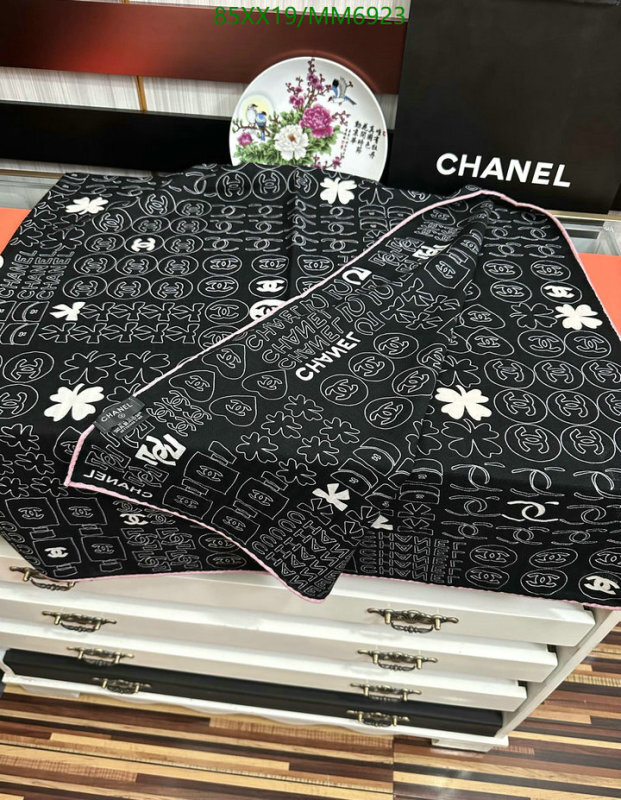 Chanel-Scarf Code: MM6923 $: 85USD