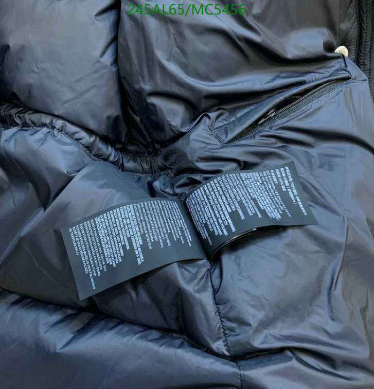 Prada-Down jacket Women Code: MC5456 $: 245USD