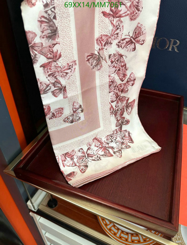 Dior-Scarf Code: MM7061 $: 69USD