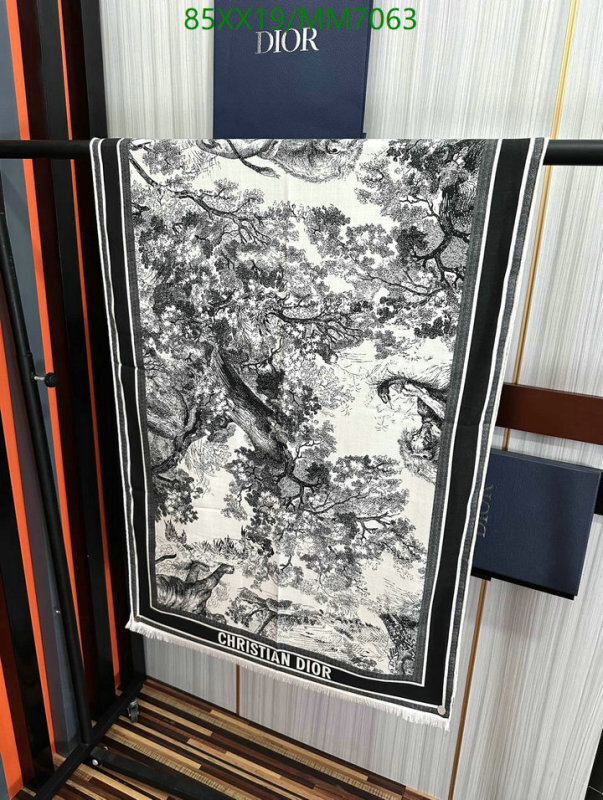 Dior-Scarf Code: MM7063 $: 85USD