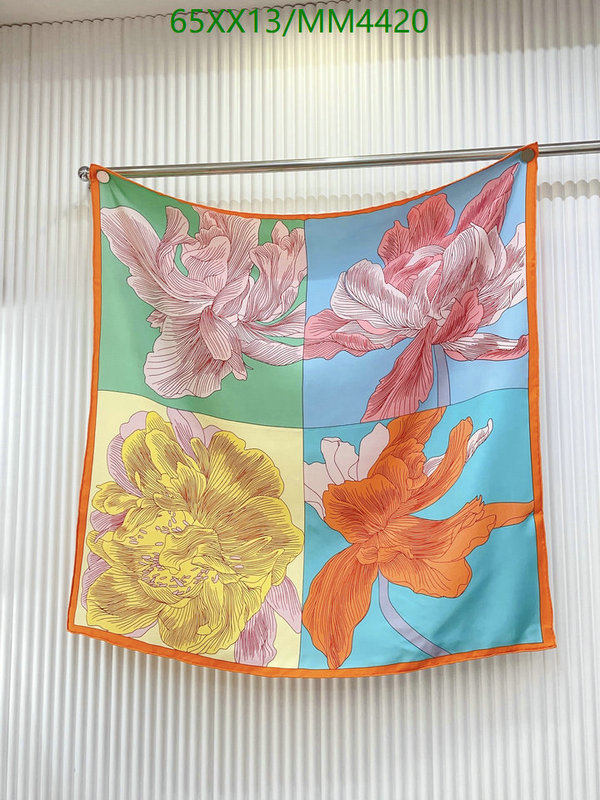Hermes-Scarf Code: MM4420 $: 65USD