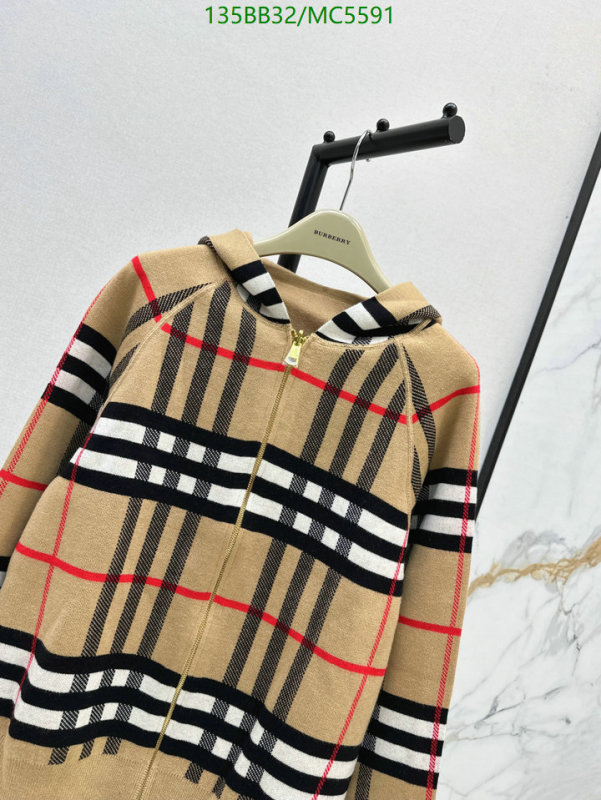 Burberry-Clothing Code: MC5591 $: 135USD