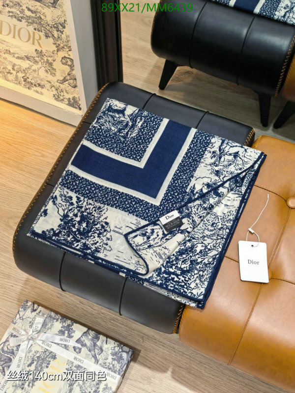 Dior-Scarf Code: MM6439 $: 89USD