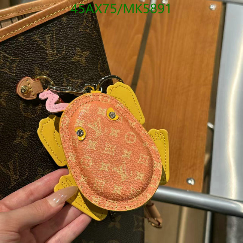 LV-Key pendant Code: MK5891 $: 45USD