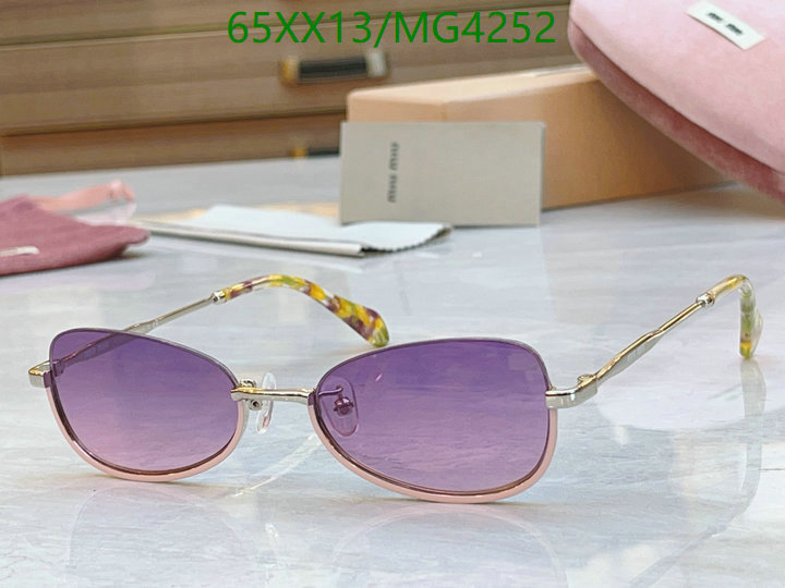 MiuMiu-Glasses Code: MG4252 $: 65USD
