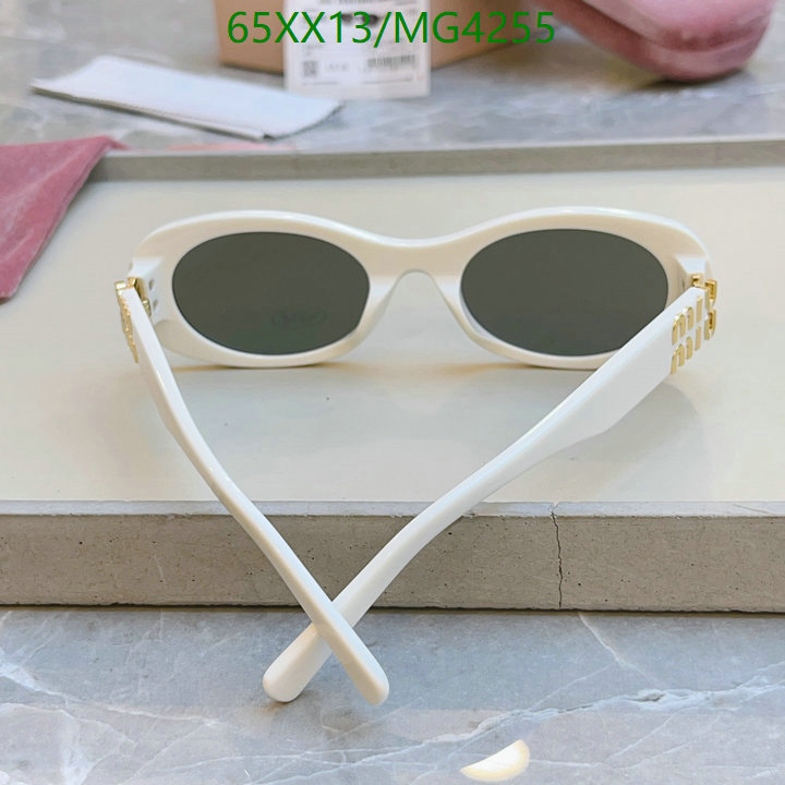 MiuMiu-Glasses Code: MG4255 $: 65USD
