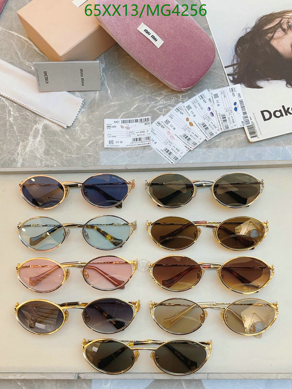 MiuMiu-Glasses Code: MG4256 $: 65USD