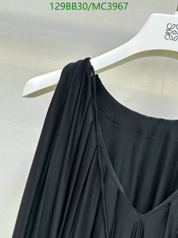 Loewe-Clothing Code: MC3967 $: 129USD
