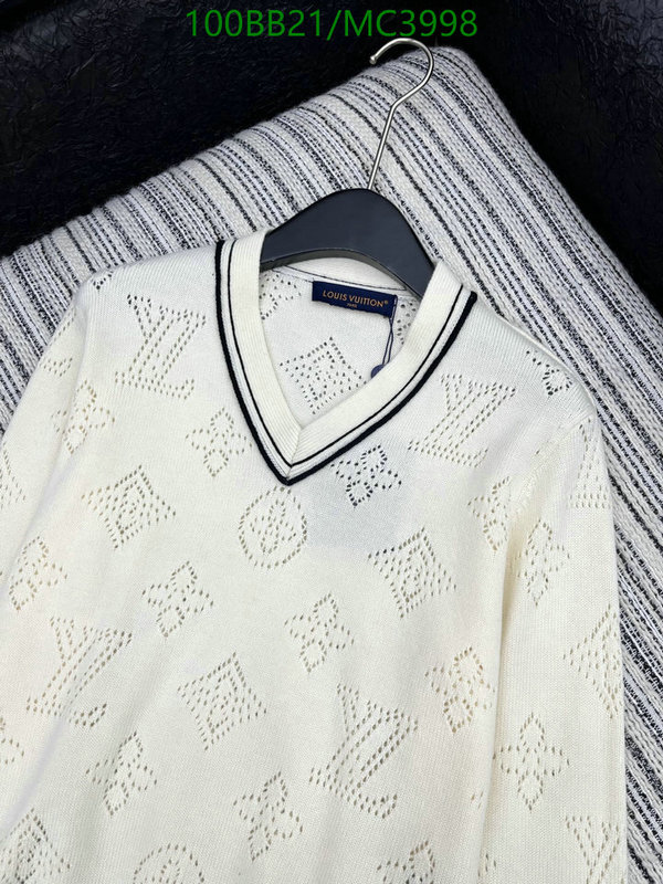 LV-Clothing Code: MC3998 $: 100USD
