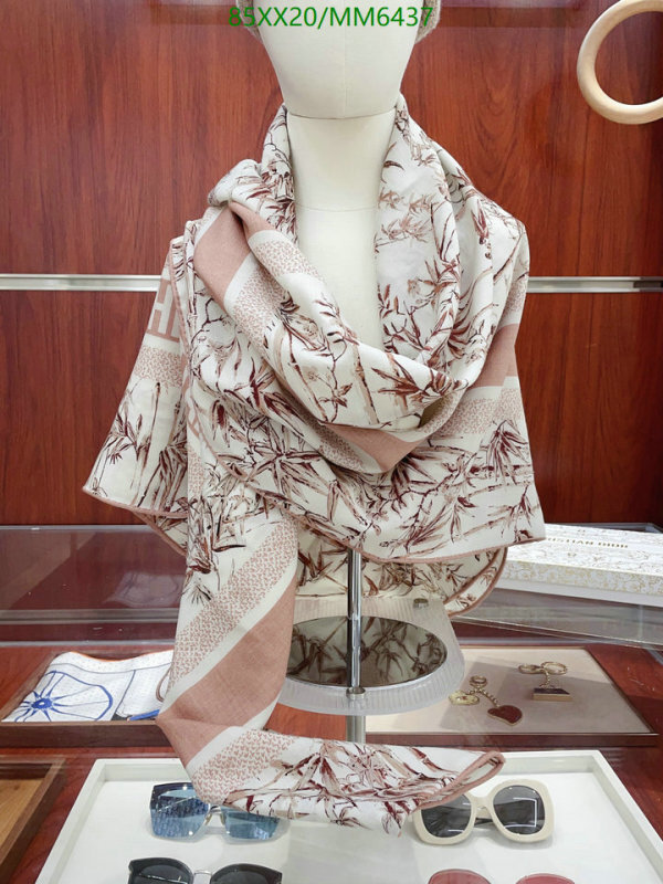 Dior-Scarf Code: MM6437 $: 85USD