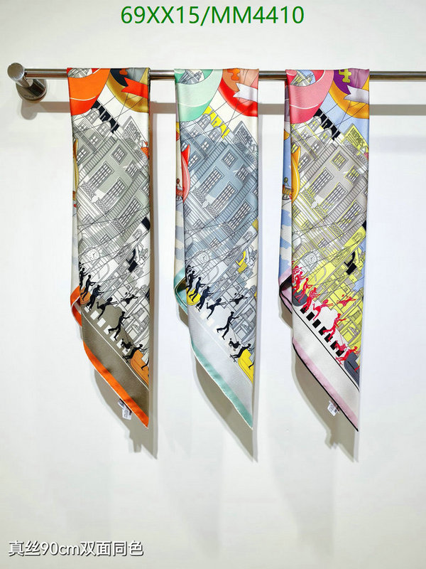 Hermes-Scarf Code: MM4410 $: 69USD
