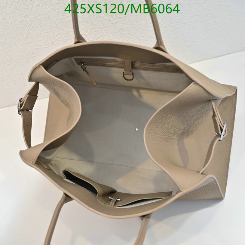 The Row-Bag-Mirror Quality Code: MB6064