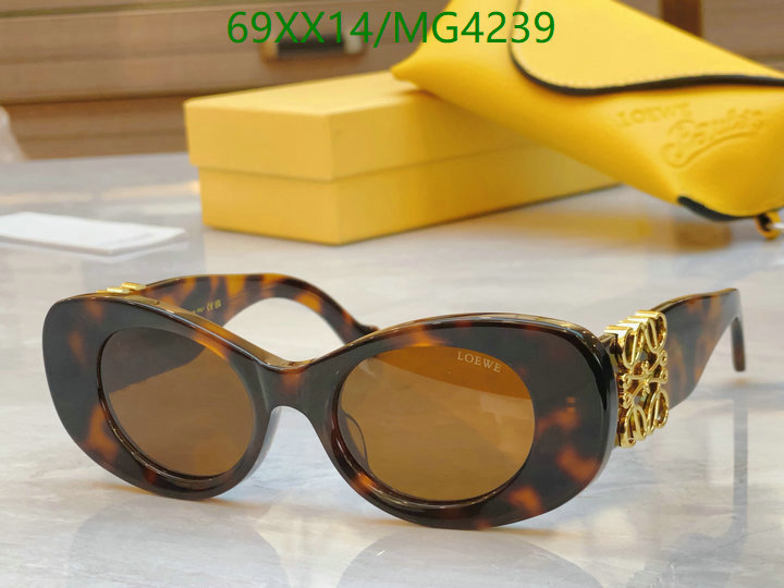 Loewe-Glasses Code: MG4239 $: 69USD
