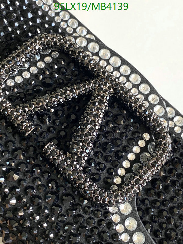 Valentino-Bag-4A Quality Code: MB4139 $: 95USD