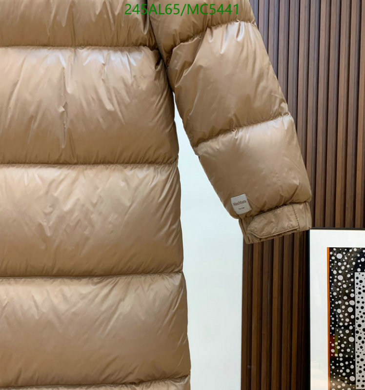MaxMara-Down jacket Women Code: MC5441 $: 245USD