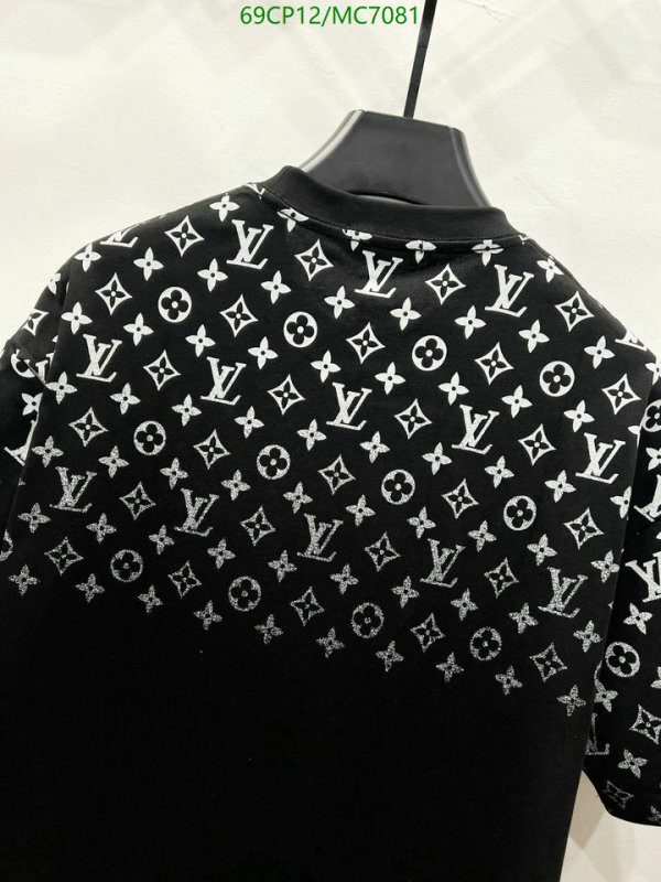 LV-Clothing Code: MC7081 $: 69USD