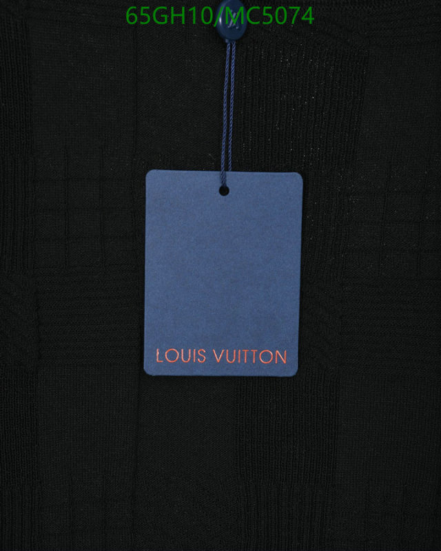 LV-Clothing Code: MC5074 $: 65USD