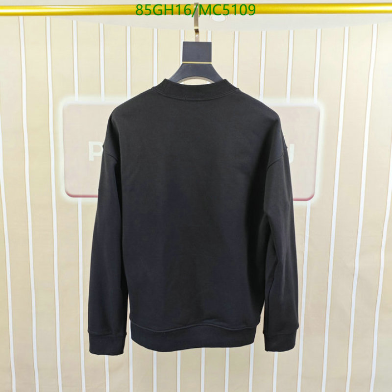Moncler-Clothing Code: MC5109 $: 85USD