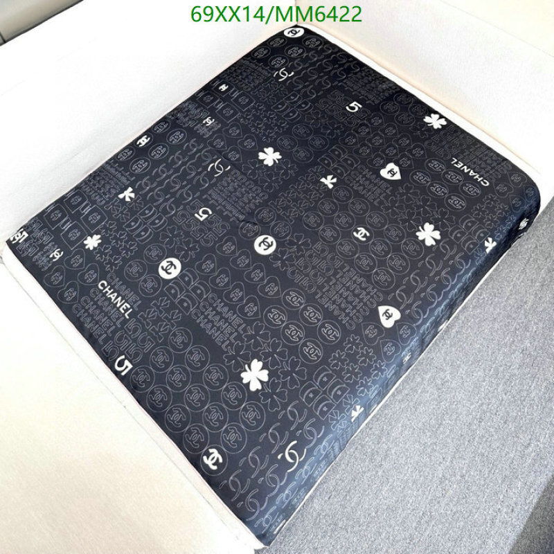 Chanel-Scarf Code: MM6422 $: 69USD