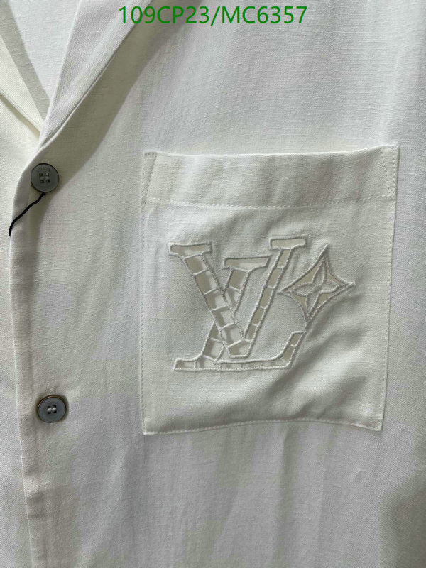 LV-Clothing Code: MC6357 $: 109USD