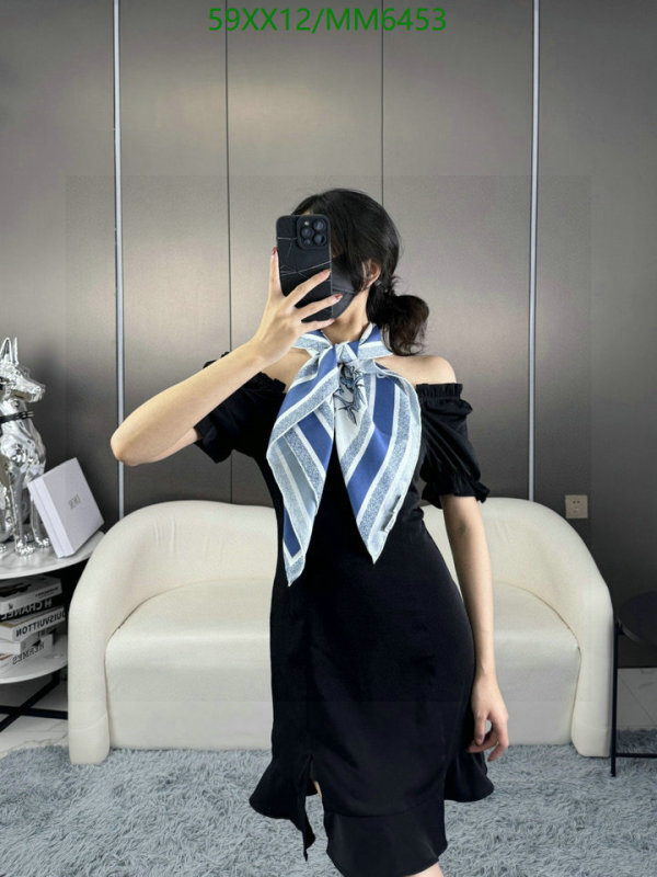 Dior-Scarf Code: MM6453 $: 59USD