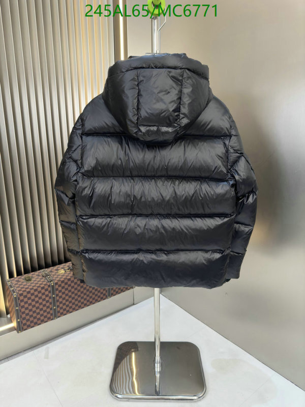 Burberry-Down jacket Women Code: MC6771 $: 245USD