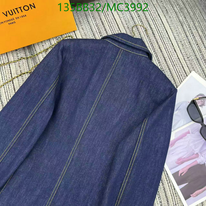 LV-Clothing Code: MC3992 $: 135USD