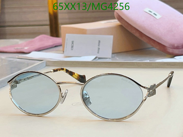 MiuMiu-Glasses Code: MG4256 $: 65USD