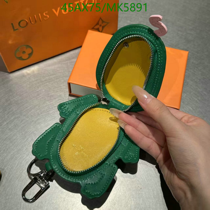 LV-Key pendant Code: MK5891 $: 45USD