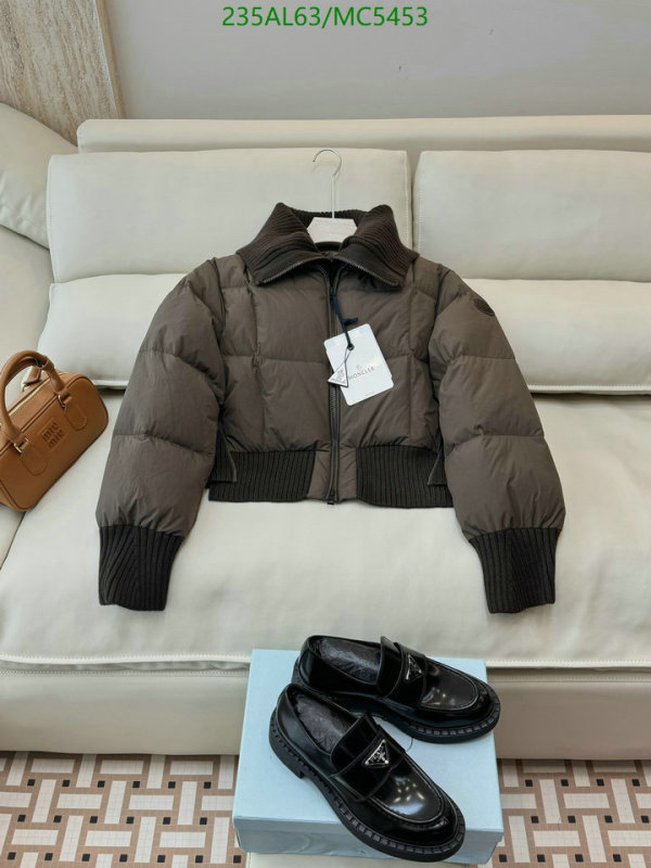 Moncler-Down jacket Women Code: MC5453 $: 235USD