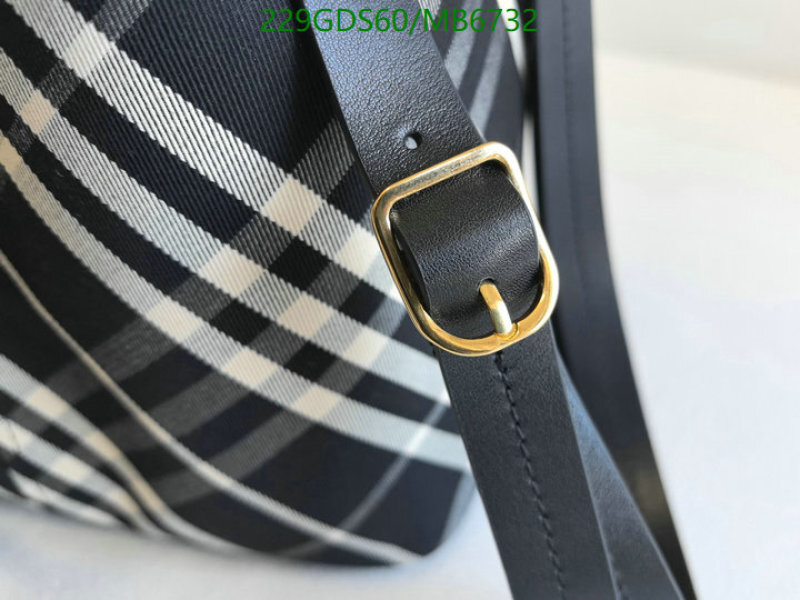 Burberry-Bag-Mirror Quality Code: MB6732 $: 229USD