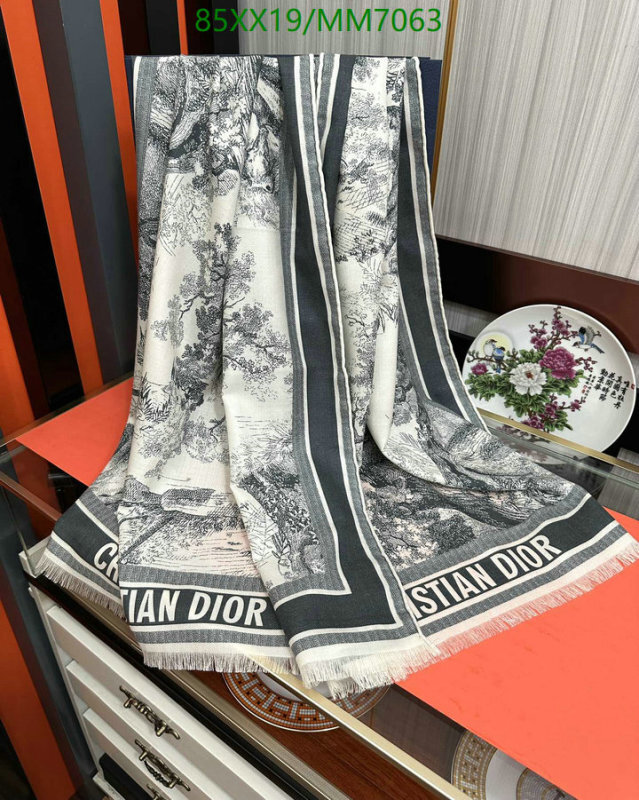 Dior-Scarf Code: MM7063 $: 85USD