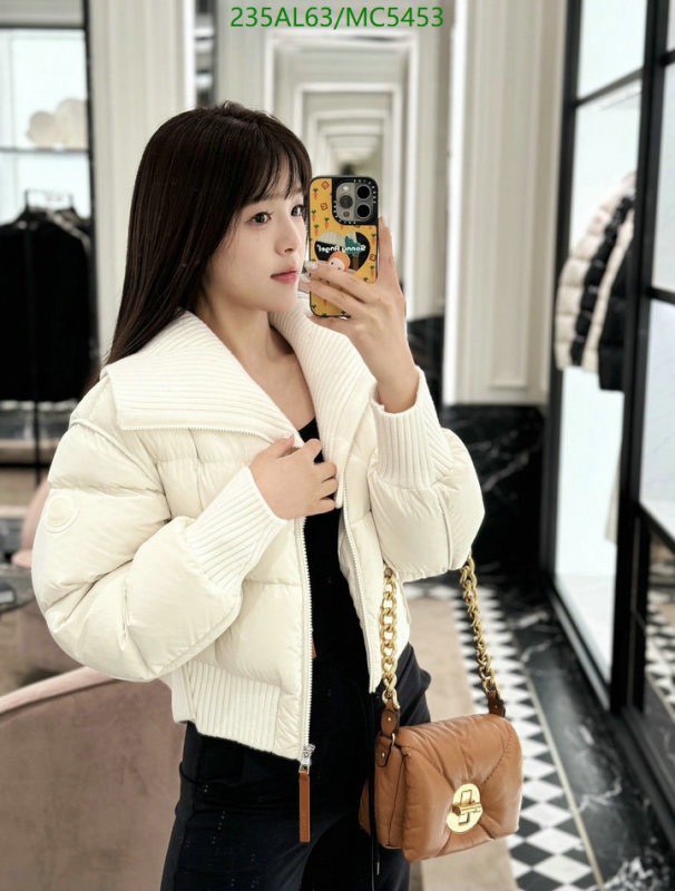 Moncler-Down jacket Women Code: MC5453 $: 235USD