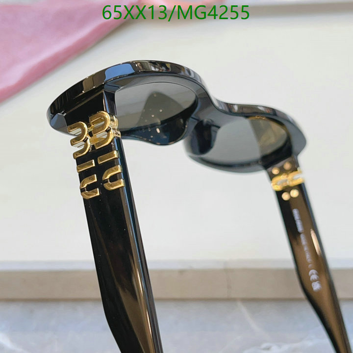 MiuMiu-Glasses Code: MG4255 $: 65USD