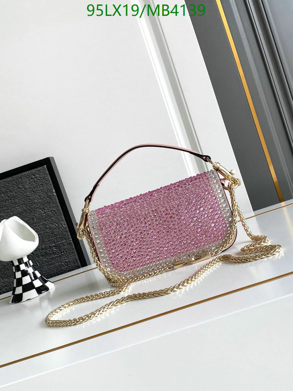 Valentino-Bag-4A Quality Code: MB4139 $: 95USD