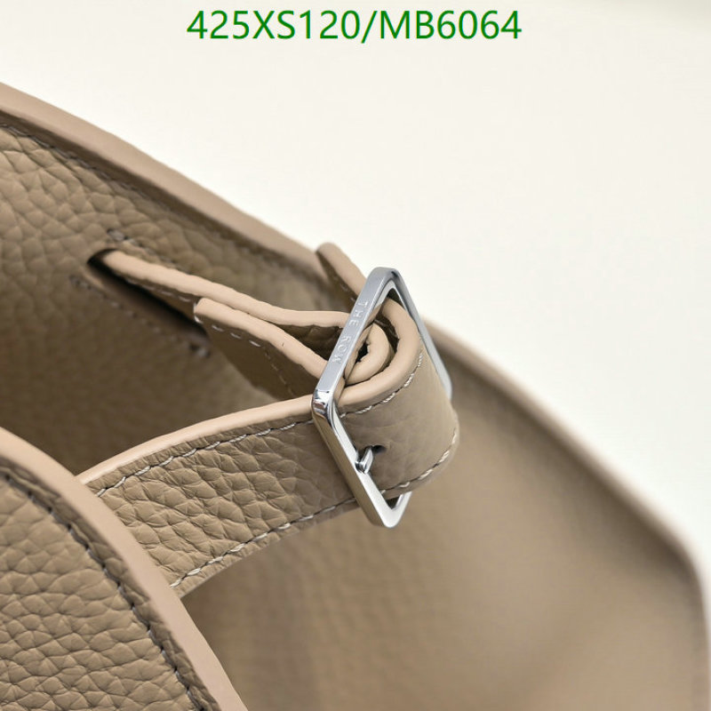 The Row-Bag-Mirror Quality Code: MB6064