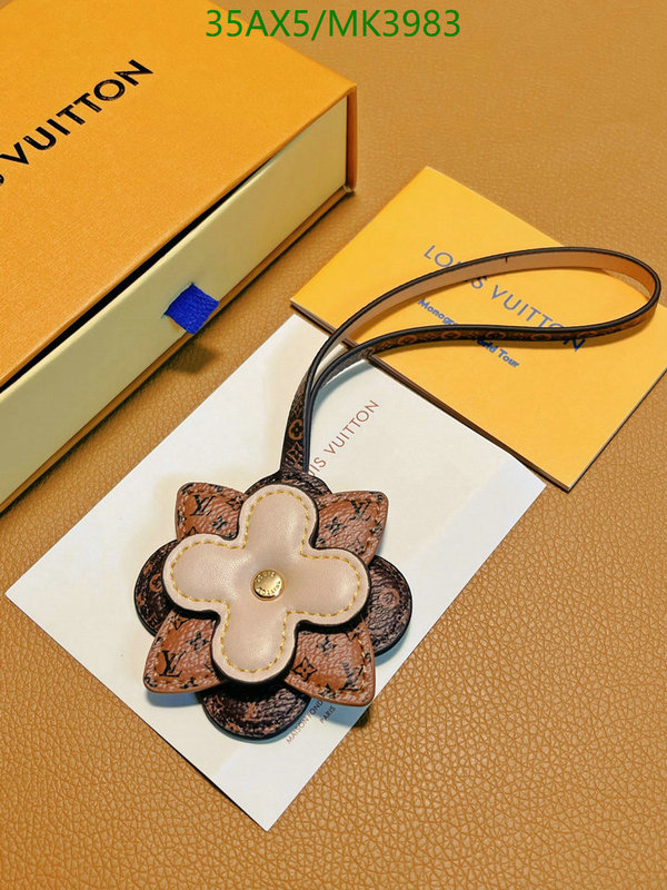 LV-Key pendant Code: MK3983 $: 35USD