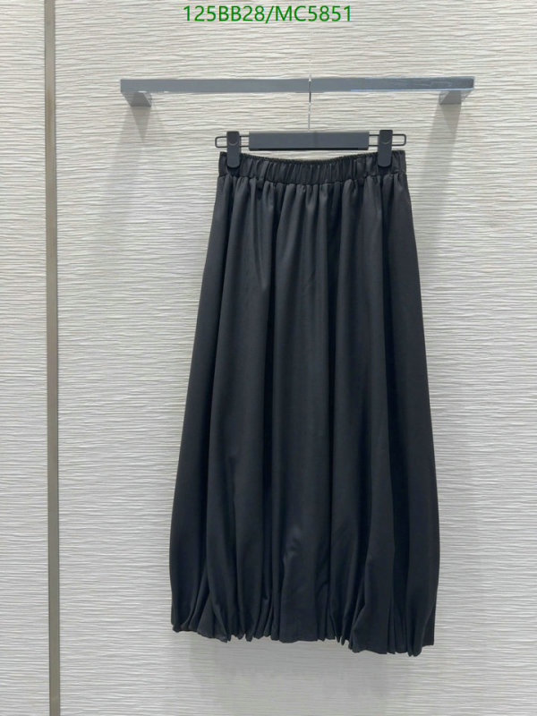 Prada-Clothing Code: MC5851 $: 125USD