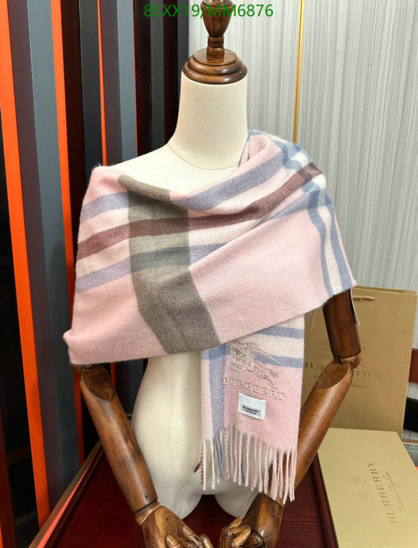 Burberry-Scarf Code: MM6876 $: 85USD