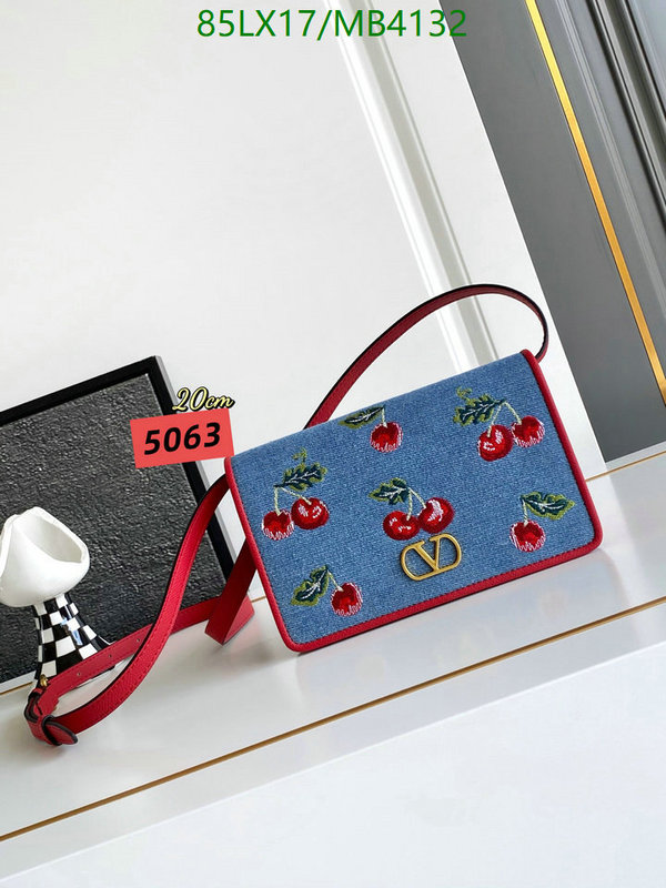 Valentino-Bag-4A Quality Code: MB4132 $: 85USD