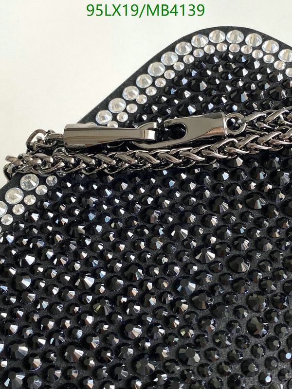 Valentino-Bag-4A Quality Code: MB4139 $: 95USD