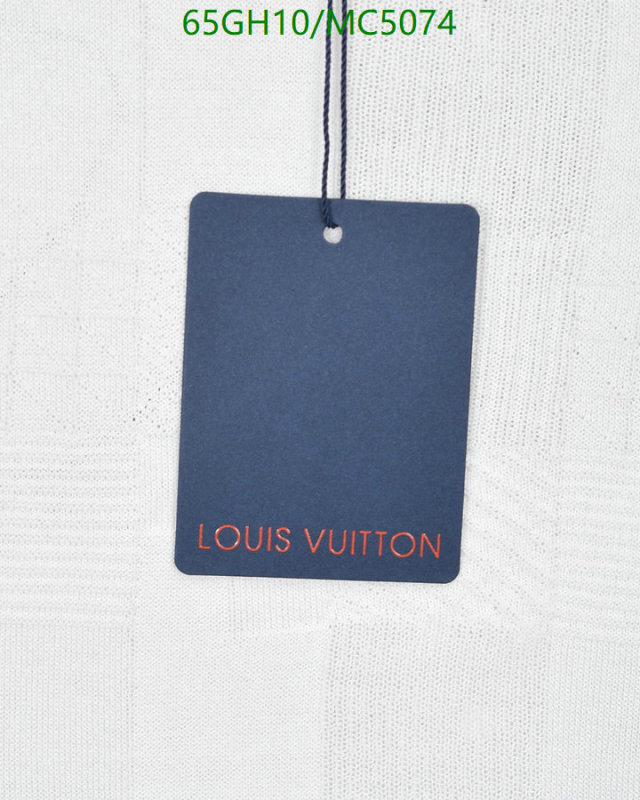 LV-Clothing Code: MC5074 $: 65USD