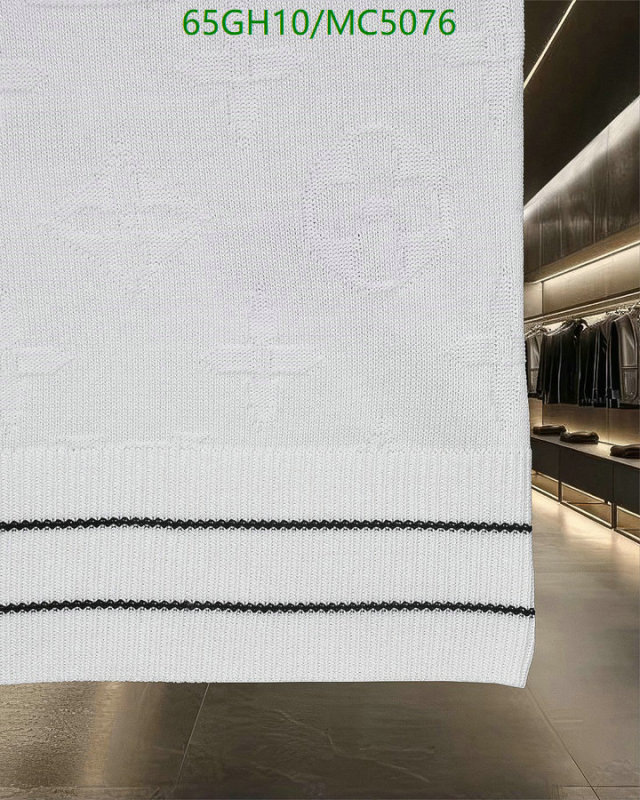 LV-Clothing Code: MC5076 $: 65USD