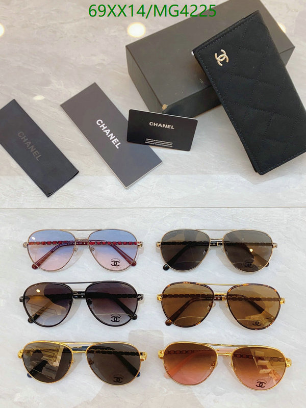 Chanel-Glasses Code: MG4225 $: 69USD