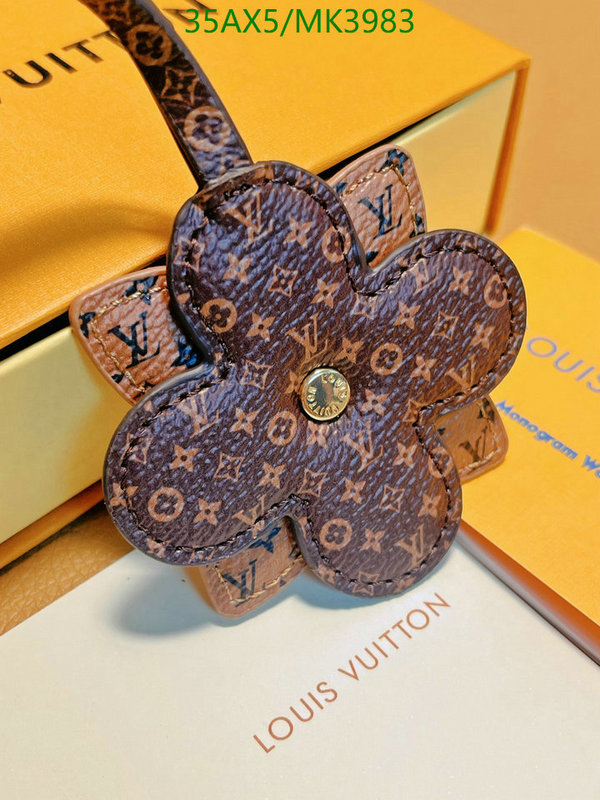LV-Key pendant Code: MK3983 $: 35USD