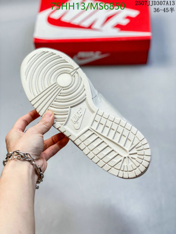 NIKE-Women Shoes Code: MS6850 $: 75USD