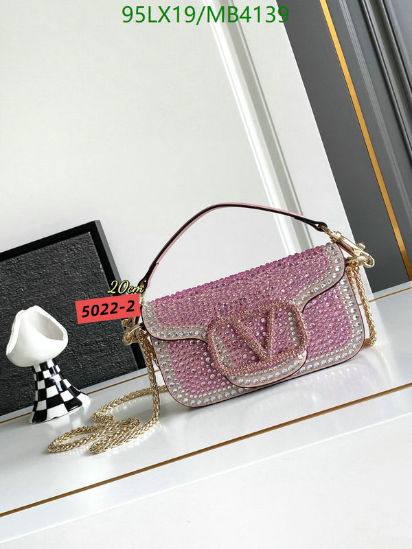 Valentino-Bag-4A Quality Code: MB4139 $: 95USD