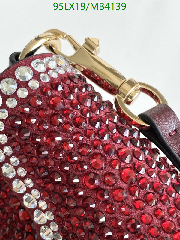 Valentino-Bag-4A Quality Code: MB4139 $: 95USD